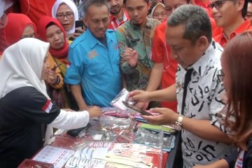PLH Wali Kota Bandung resmikan penataan PKL Cicadas