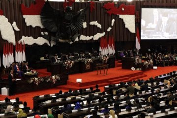 Pemerintah targetkan pendapatan negara Rp. 2221,5 T  untuk pembangunan