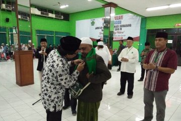 Wabup Jember sambut kedatangan jamaah haji di Asrama Haji Sukolilo