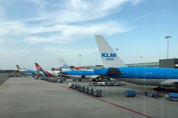 Aksi mogok di bandara Schiphol Amsterdam batalkan puluhan penerbangan