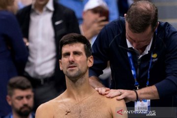 Djokovic cedera, tidak lanjutkan pertandingan lawan Wawrinka