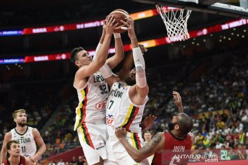 Lithuania lumat Kanada 92-69, lanjut ke babak kedua