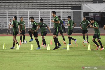 Pemain timnas Indonesia berlatih jelang laga lawan Malaysia