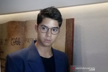 Al Ghazali kecewa tak bisa rayakan ulang tahun bersama Ahmad Dhani