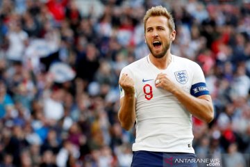 Trigol Kane bantu Inggris lumat Bulgaria