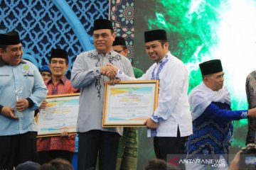 9 Tokoh nasional raih BKPRMI Award di Festival Al Azhom