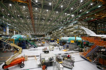 Boeing tunda uji muatan untuk pesawat 777X baru