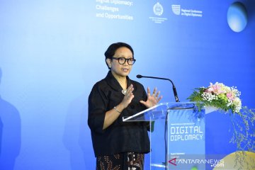 Menlu dorong penggunaan diplomasi digital untuk pesan damai