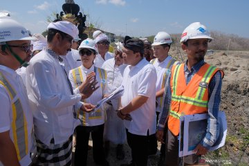 Peninjauan Pelabuhan Benoa