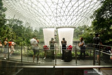 Singapura tangguhkan pembangunan terminal baru Changi