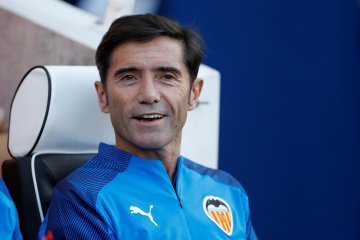 Jelang lawan Barca, Valencia justru pecat pelatih mereka