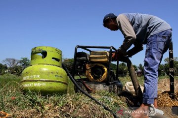 Mesin pompa air berbahan bakar gas