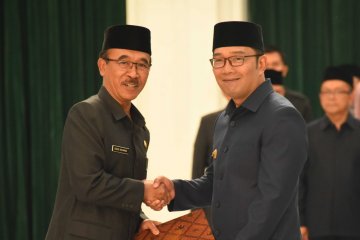 Ridwan Kamil lantik Daud Achmad sebagai Penjabat Sekretaris Daerah