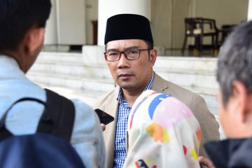 Ridwan Kamil ingin sematkan nama BJ Habibie pada bangunan monumental