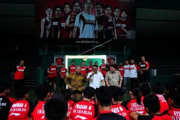 Kunjungan Kepala Staf Kepresidenan ke PB Djarum