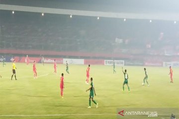 Persebaya tahan imbang Kalteng Putra 1-1 di babak pertama