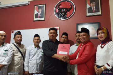 Ketua Lembaga Kesehatan NU Surabaya daftar Cabup Kediri lewat PDIP