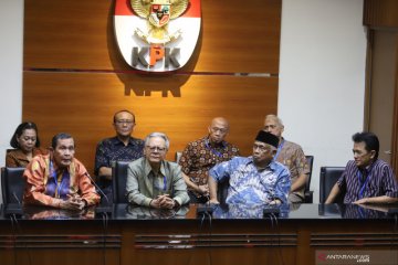 Mantan pimpinan KPK minta DPR perkuat pemberantasan korupsi