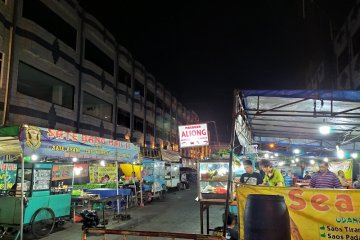 Kuliner seafood, potensi wisata malam Bandarlampung