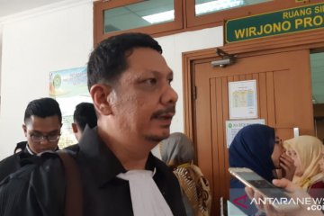 Terdakwa ricuh 22 Mei pembawa batu keberatan atas tuntutan JPU