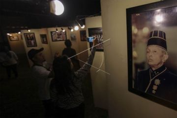 Pameran foto Paku Buwono XII