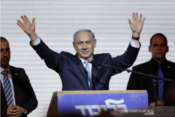 Ribuan warga Israel unjuk rasa terhadap Netanyahu di tengah "lockdown"