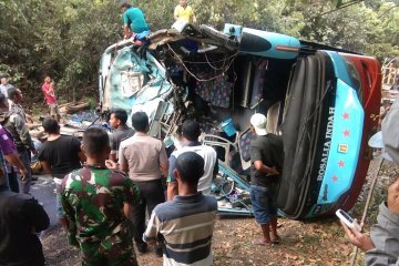 Polda Lampung tetapkan tersangka sopir bus Rosalia Indah