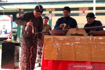 Jamasan pusaka Yogyakarta dimaknai resolusi awal tahun baru Jawa