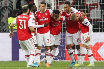 Tundukkan Frankfurt 3-0, Willock dan Saka sumbang gol untuk Arsenal