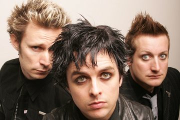 Green Day luncurkan produk kopi "Father Of All..."