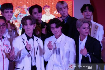 ATEEZ tampil energik bawakan "Wave" hingga "Hala Hala"