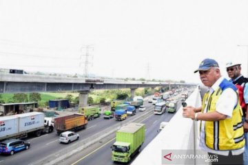 Menteri PUPR: Tol layang Japek akan beroperasi November 2019