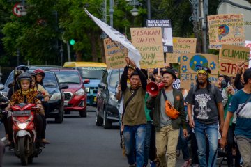 Aksi Selamatkan Bumi