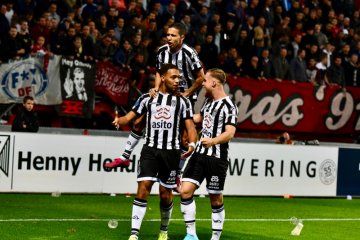 Heracles runtuhkan harapan Twente naik ke puncak