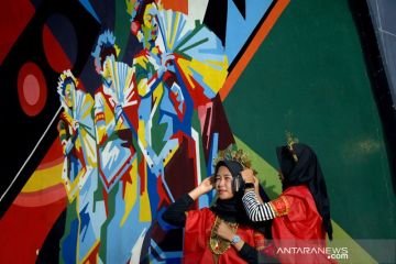 Menari Pakkarena massal