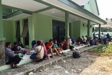 11 balita dan 16 siswa SD di Balimester diungsikan akibat kebakaran