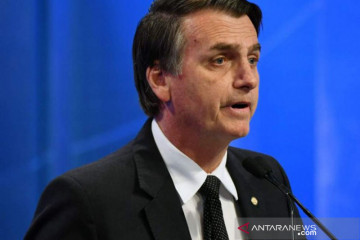 Aksi protes di Brazil bidik Bolsonaro terkait kebakaran Amazon