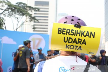 Pada Minggu, udara Jakarta terpolusi keempat dunia