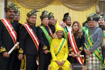 Sekjen PPP dapat gelar datuk di Singapura