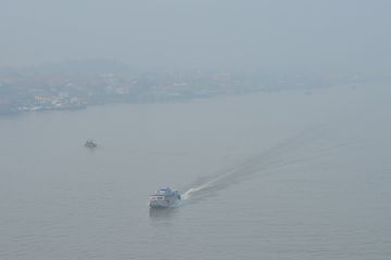 Kondisi kabut asap pagi di Palembang