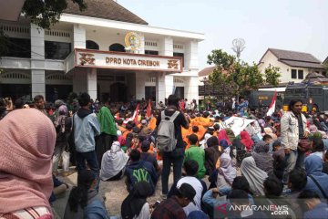 Mahasiswa-DPRD Kota Cirebon sepakat tolak revisi UU KPK