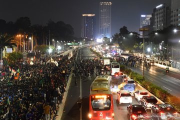 Mahasiswa sempat blokade tol dalam kota Jakarta saat berdemo