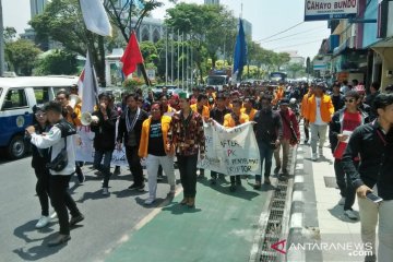 Mahasiswa datangi DPRD Balikpapan, tolak RKUHP dan UU KPK