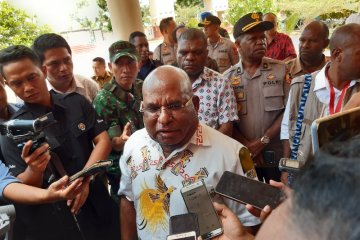 Gubernur Papua ancam hentikan pemberian beasiswa mahasiswa eksodus