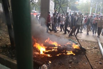 Motor milik wartawan dibakar saat ricuh demo di DPR