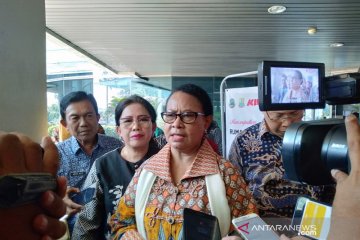 Menteri Yohana: Pekerja perempuan harus dilindungi dari kekerasan