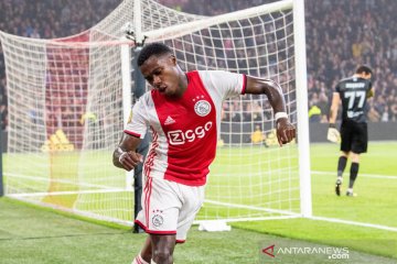 Klasemen Liga Belanda usai laga tunda, Ajax di puncak ditempel PSV