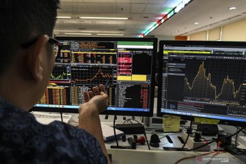 IHSG ditutup jatuh, pelaku pasar khawatir naiknya kasus COVID global