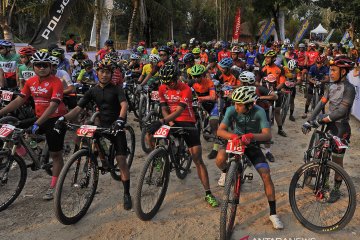 120 peserta ikuti kejuaraan MTB XC Marathon Tanjung Lesung 2019