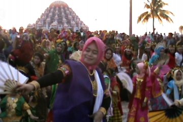 Flashmob tari Pakarena Makassar libatkan seribu penari